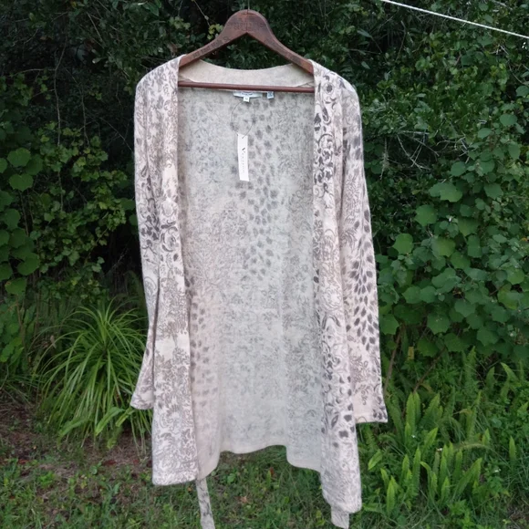 Vertigo Paris Lambswool/Angora Animal Print Long Sweater with Belt - Picture 10 of 14